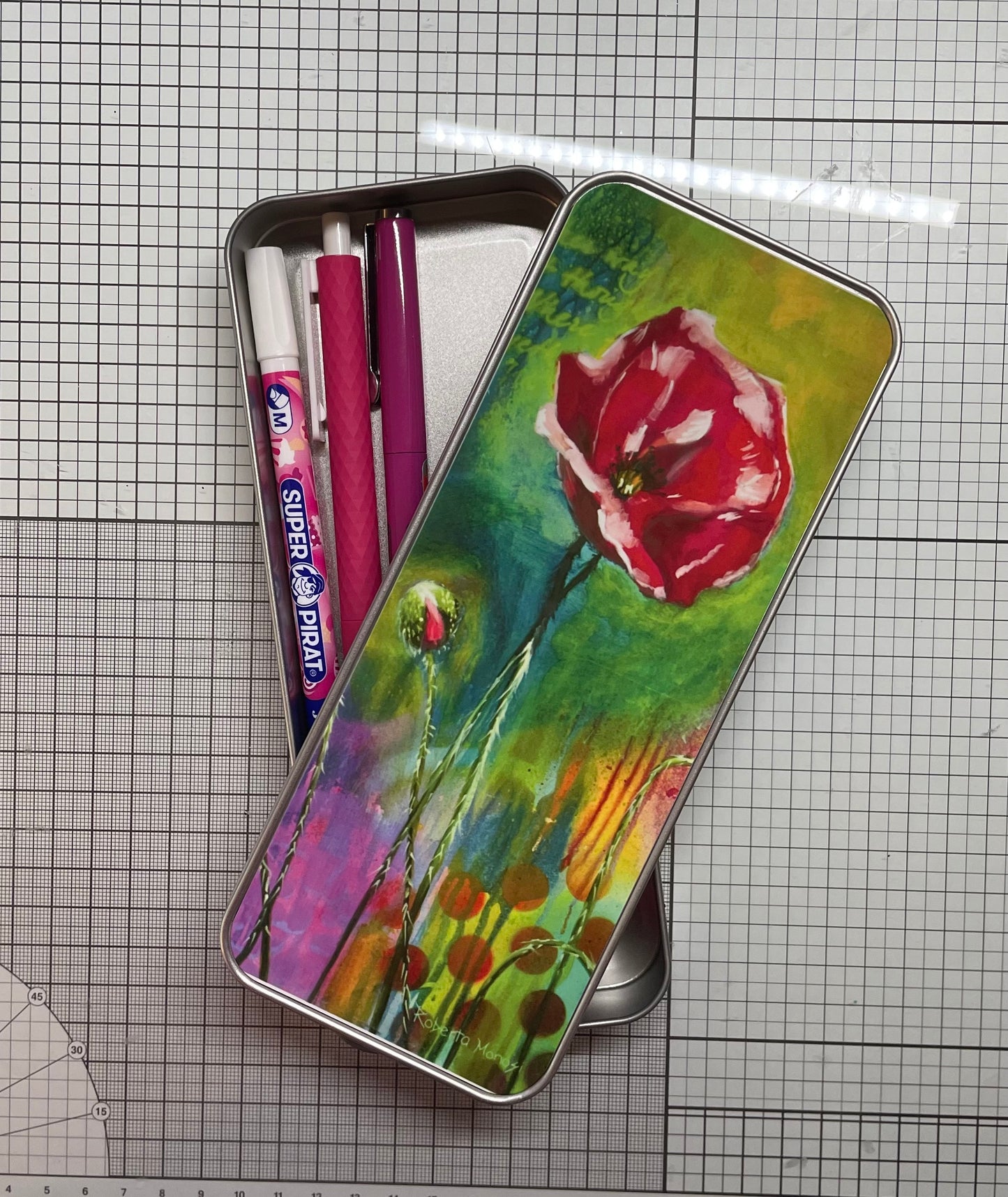 Pen storage box "Unique Poppy Flower"