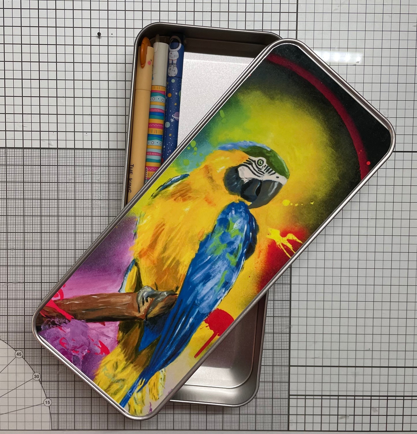 Pen storage box "Parrot"